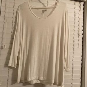 ⭐️ 3 for $10 Off white quarter length top